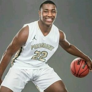 Meet your Posher, Joshua